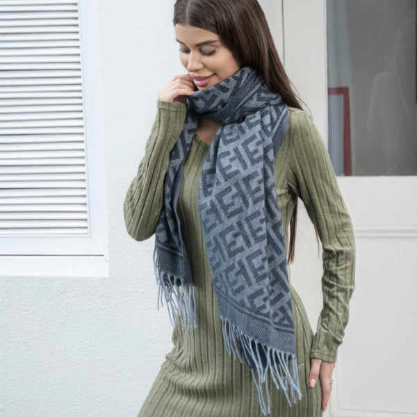 Maze pattern blanket scarf with tassel