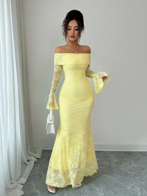 Ladies One Shoulder Dress With Lace Solid Color Suitable